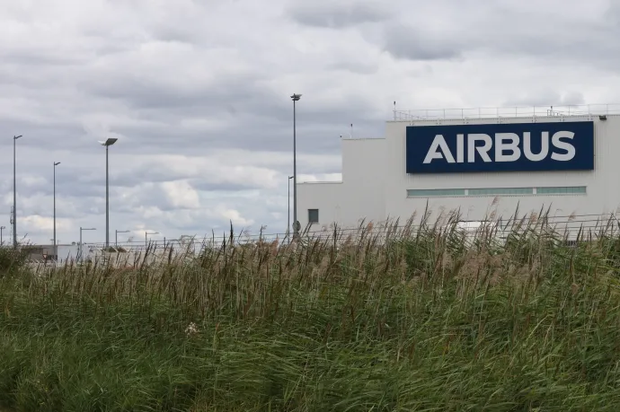 700-an lettek rosszul az Airbus Atlantic karácsonyi vacsorája után, valami nagyon nem stimmelt az étellel