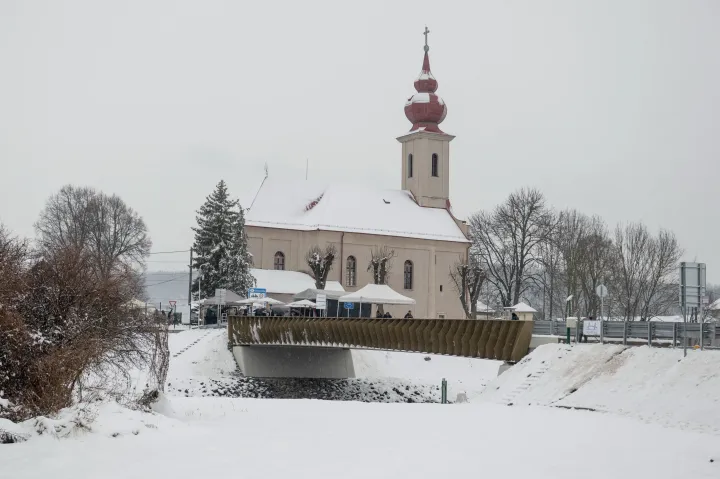 Tízezer háztartás maradt áram nélkül Szlovákiában az erős havazás miatt