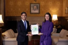 Hétéves székely kislány rajzából készült képeslapot kapott a brit miniszterelnök karácsonyi üdvözlőlapként