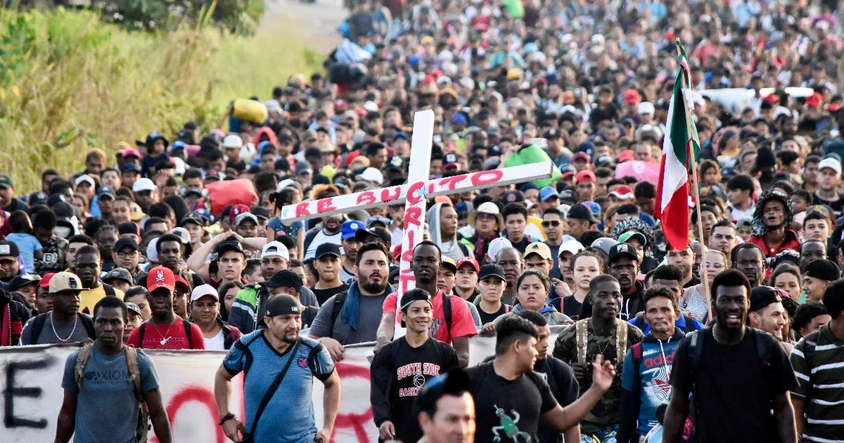 The caravan of migrants from Mexico to the United States is growing