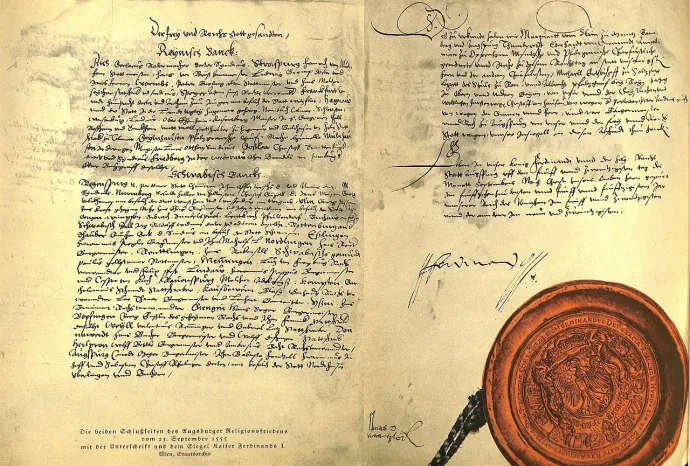 Részlet az augsburgi vallásbéke szerződéséről I. Ferdinánd császár aláírásával és pecsétjével – Forrás: Wikipédia