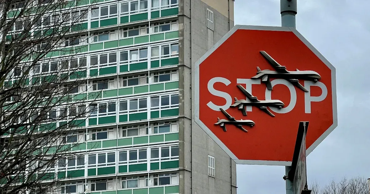 Letartóztattak még egy férfit, akit az új Banksy-alkotás ellopásával gyanúsítanak