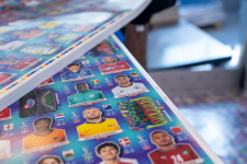 Mi lehet a titka a focikártyának, ami 62 év után is lázban tartja a világot?