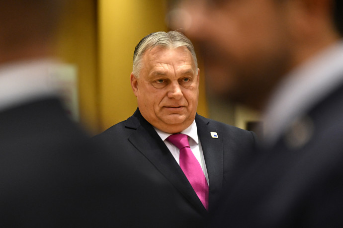 Feltétellel, de hajlik Orbán Ukrajna támogatására