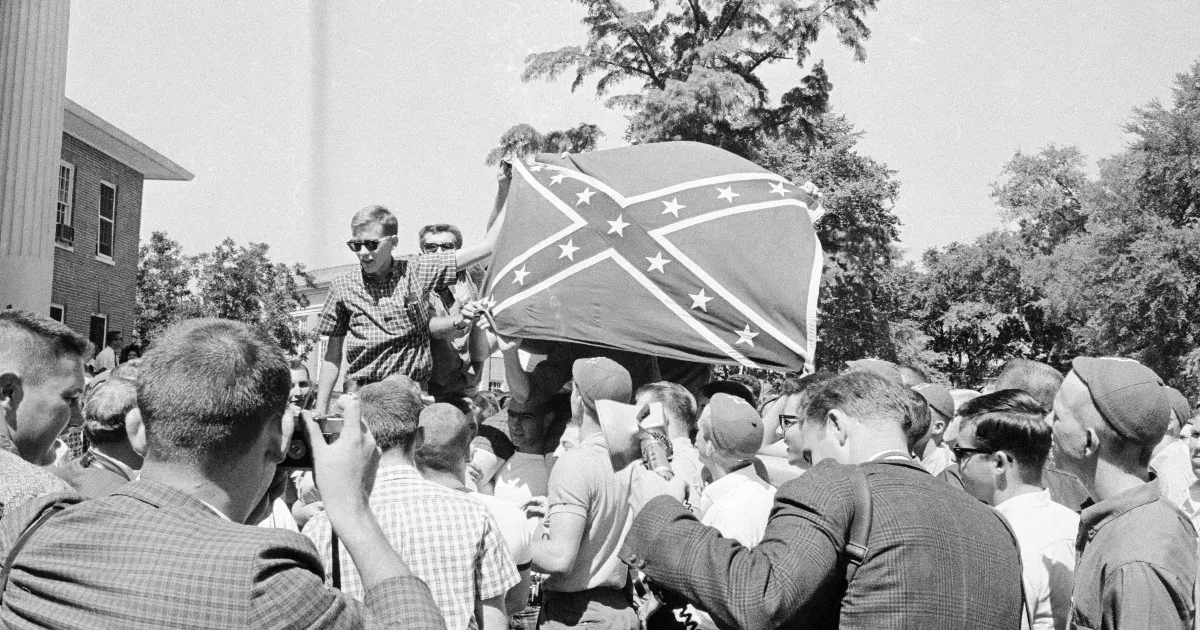 Őrültnek nyilvánították a férfit, aki első feketeként fel akarta vetetni magát egy amerikai egyetemre