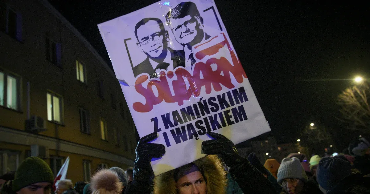Éhségsztrájkba kezdett Mariusz Kamiński börtönbe zárt lengyel ellenzéki képviselő