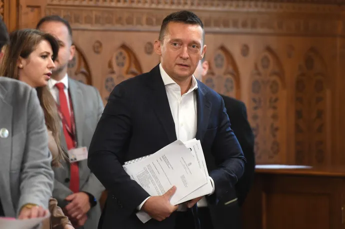 Rogánék előbb kifogásolták adatok kiadását, aztán letagadták létezésüket