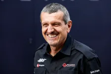 Kirúgta Netflix-közönségkedvenc csapatfőnökét a Haas F1-es csapata