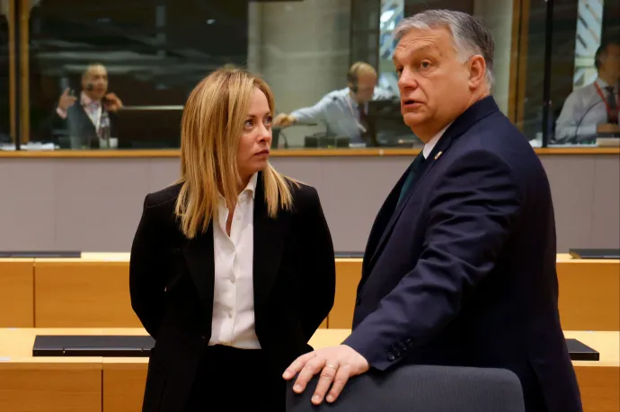 Bloomberg: Meloni feltételként szabná, hogy Orbán adja fel Ukrajna-ellenes pozícióját, ha be akar lépni az euroszkeptikus pártcsaládba