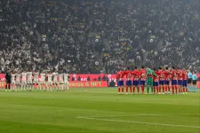 A Spanyol Szuperkupa szaúdi közönsége füttykoncerttel törte meg a Franz Beckenbauerre emlékező csendet