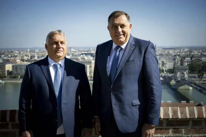 Orbán Viktor miniszterelnök fogadja Milorad Dodikot, a boszniai Szerb Köztársaság elnökét a Karmelita kolostorban 2023. október 2-án – Fotó: Fischer Zoltán / Miniszterelnöki Sajtóiroda / MTI