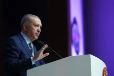Erdoğan olyan fotót posztolt az X-en, amin több száz titkosügynök is szerepelt