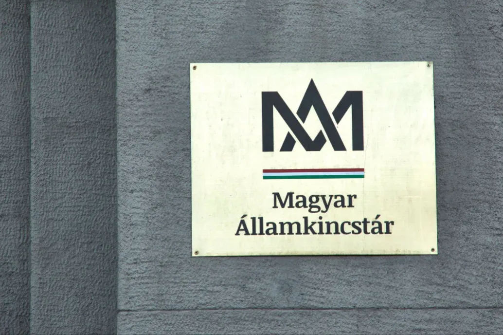 Kiderült, mennyire zuhan a prémium állampapírok kamata idén