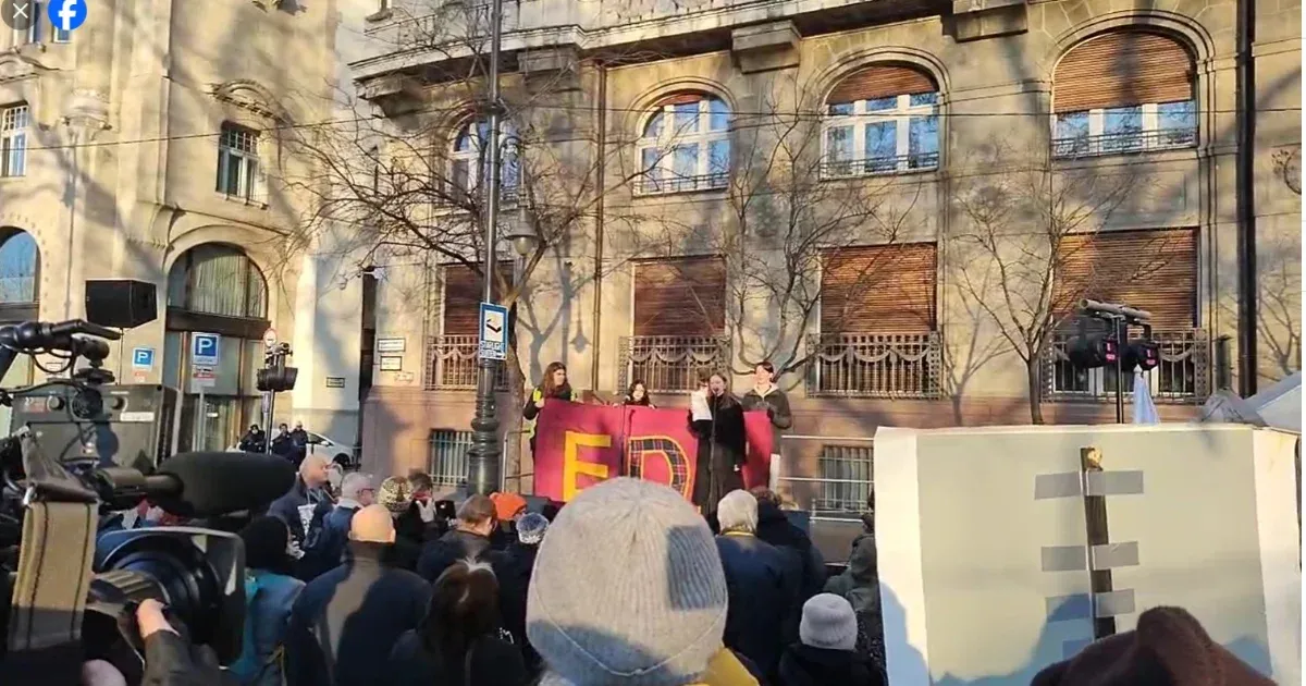 Folytatódnak a tüntetések a jobb oktatásért, Rétvári szerint leleplezték magukat a szervezők