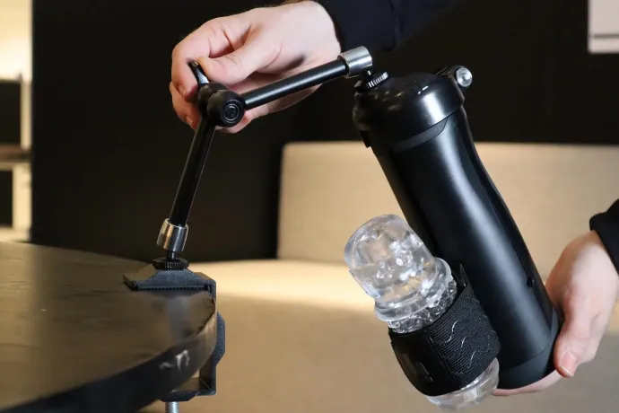 Zene ritmusára maszturbálhatnak a férfiak az Ohdoki recskakészülékével