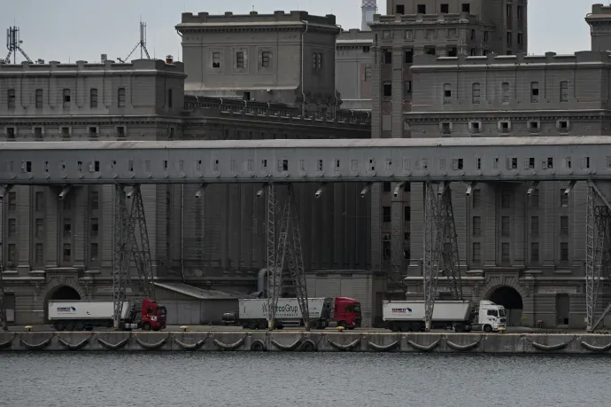 Románia szigorítani fogja az ukrajnai gabona romániai tranzitjával kapcsolatos szabályokat