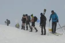 Pucérkodás a téli divat Csehország legmagasabb hegyén