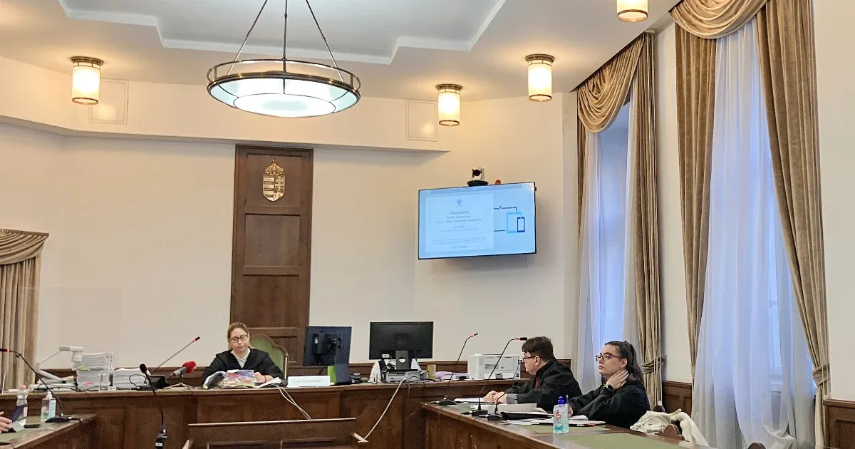 Nem látott jól az esőtől, ezért nem segített a Hableány utasain, mondja a vádlott kapitány
