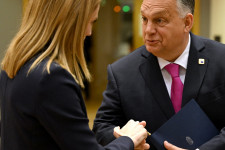 A héten eldől, újrakezdődik-e a harc Magyarország és az EU között