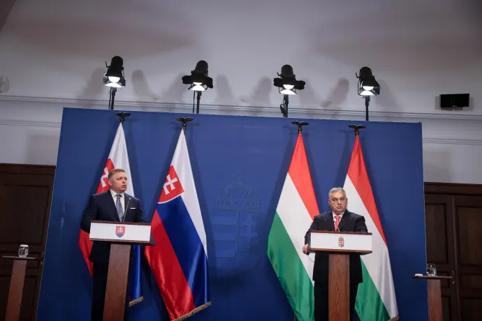 Fico nagyon egyetért Orbánnal: Az Ukrajnába küldött fegyverek nem oldanak meg semmit