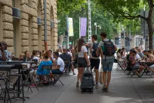 Internetes csalók akarnak pénzt lehúzni a Budapesten megszálló vendégektől