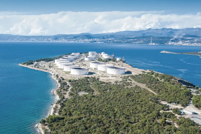 A Janaf olajterminálja a horvátországi Krk szigeten – Fotó: Iascic / Getty Images