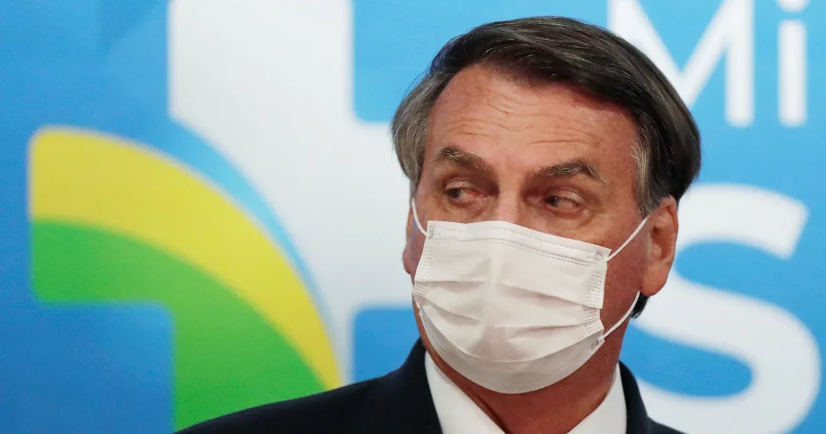 The data on Bolsonaro's vaccinations is completely wrong
