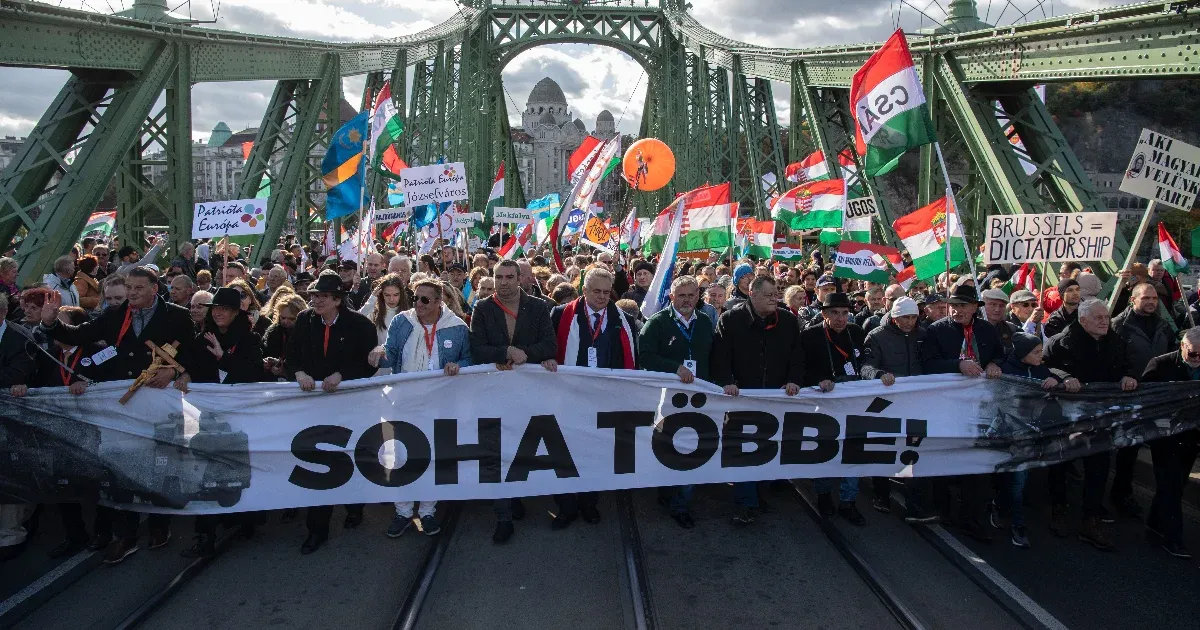 A CÖF sok terhet vesz le a kormányzat válláról – a Békemenet szervezőinek hálálkodott az államtitkár
