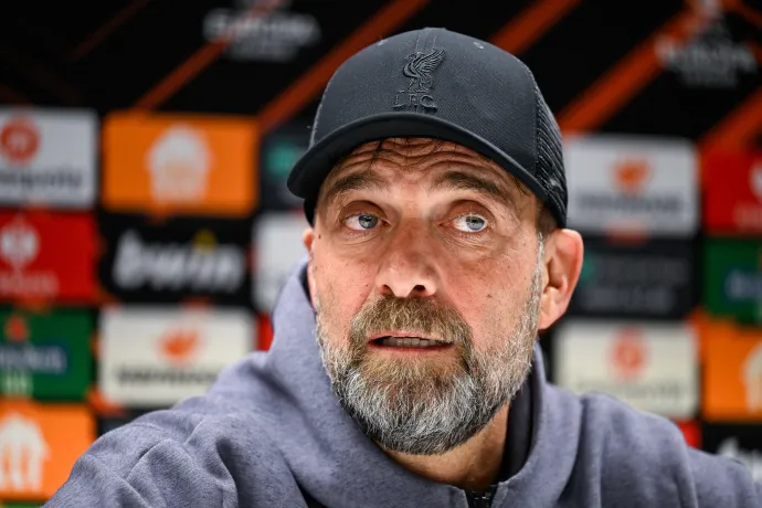 Jürgen Klopp felajánlotta a halálos beteg volt angol kapitánynak, hogy egy napra átadja neki a Liverpoolt