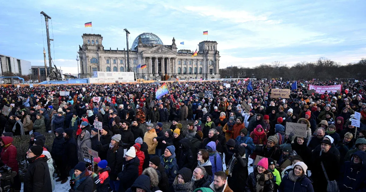 On Sunday, hundreds of thousands demonstrated again in German cities against the AfD