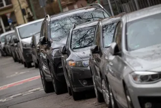 A SUV-ok miatt egyre nagyobbak az új autók, amitől csak veszélyesebb kimenni az utcára
