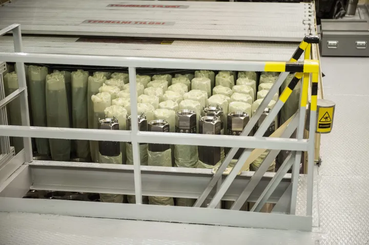 Oroszországban gyártott új üzemanyag-kazetták a paksi atomerőmű tárolójában 2014. augusztus 14-én – Fotó: Sóki Tamás / MTI