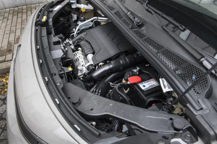 Az 1,2-es Puretech motort szerelik Citroënbe, Opelbe és Peugeot-ba is – Fotó: Pontus Lundahl / TT News Agency / AFP