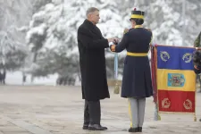 Iohannis: A modern Románia megalakulásának 165. évfordulója alkalom, hogy az ország számára jobb jövőt tervezzünk
