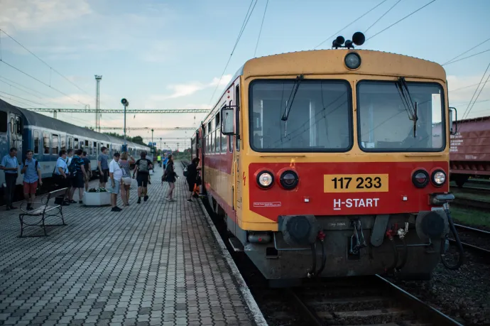 A MÁV 5 év 8 hónapot késett tavaly, amivel sokéves negatív rekordot döntött meg