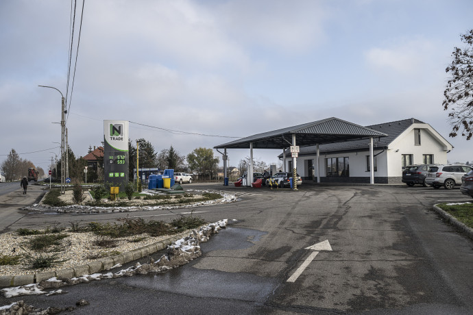 A cigándi benzinkút tavaly újult meg, főleg pályázati pénzből. Fotó: Hajdú D. András