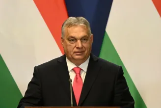 FT: EU plans to threaten squeezing Hungarian economy if Orbán vetoes aid to Ukraine