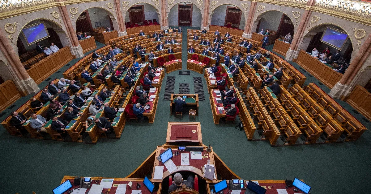 Jövő hétfőn rendkívüli parlamenti ülés lehet a svédek NATO-csatlakozásáról