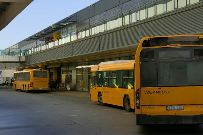 A buszos szakszervezet szerint a Volán kozmetikázta a sztrájk adatait, a közöltnél sokkal többen vettek részt