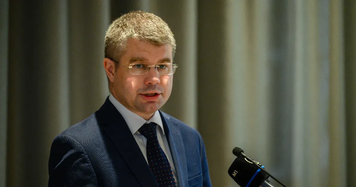 A provokatív kérdéseivel éket ver magyar és magyar közé – válaszolta az államtitkár Vadai Ágnesnek