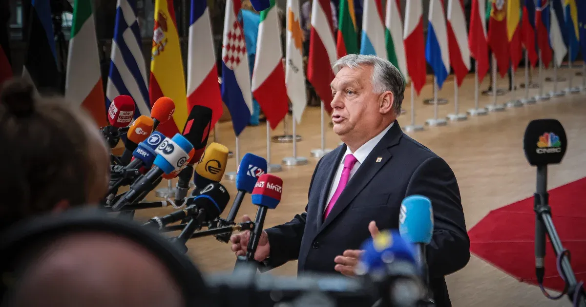 Zsarolási vádak, szivárogtatások – már a kezdés előtt eldurvult az EU-csúcs