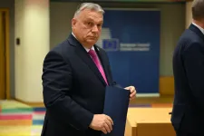 Kompromisszumot kínálhatnak Orbánnak csütörtökön Brüsszelben, hogy ne vétózza az ukrán segélycsomagot