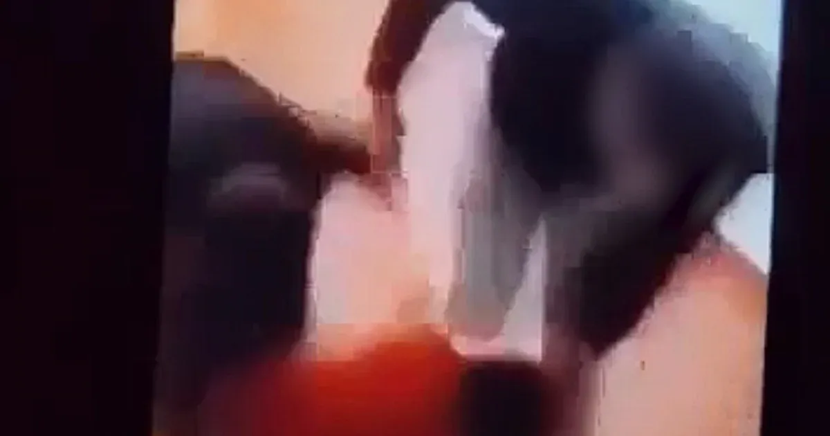 Két nyolcadikos lány összevert egy hetedikest egy kecskeméti általános iskolában