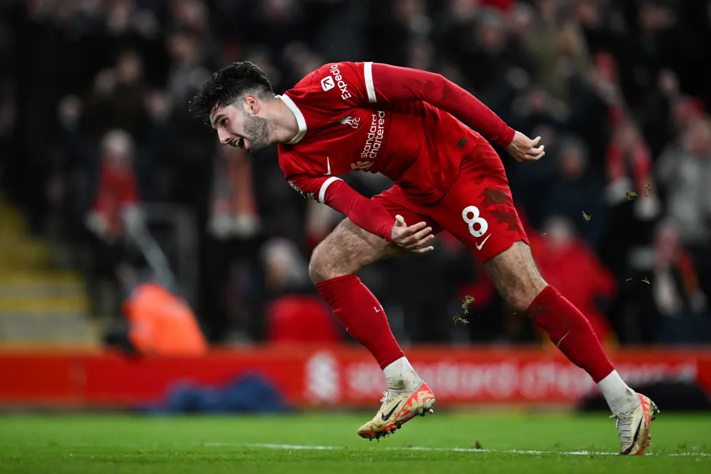 Szoboszlai Dominik gólt fejelt, simán lefocizta a Chelsea-t a Liverpool