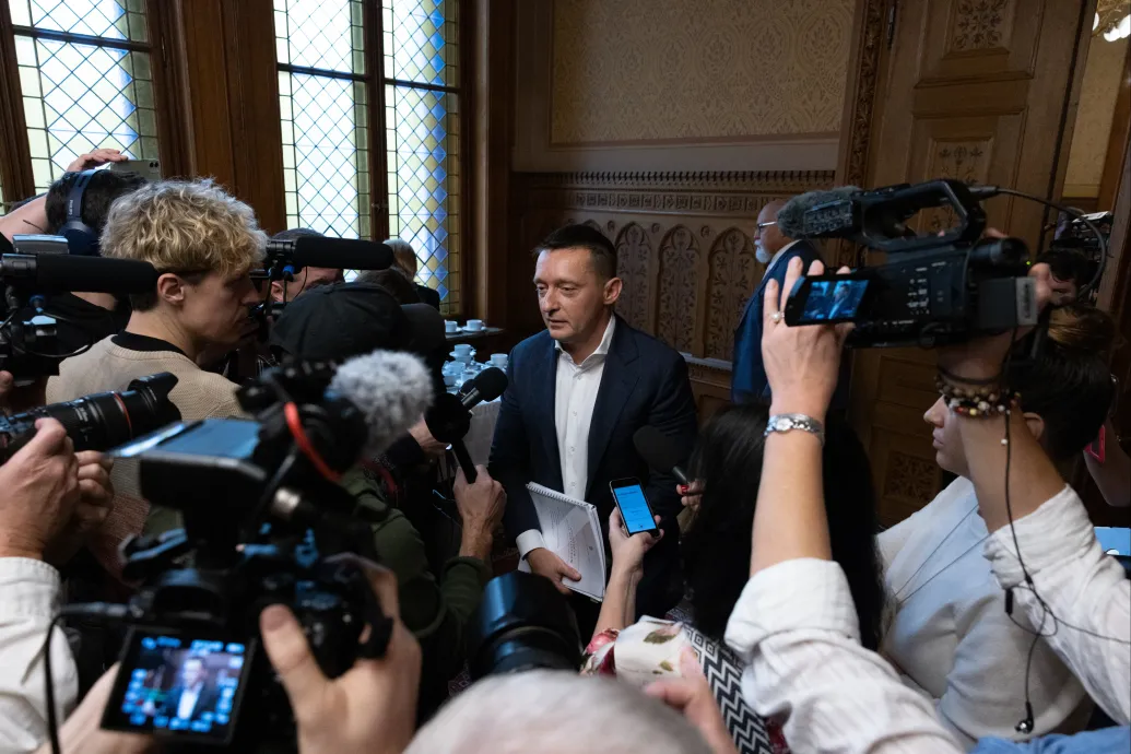 Rogán állampapírból, Szijjártó befektetési jegyből vásárolt be