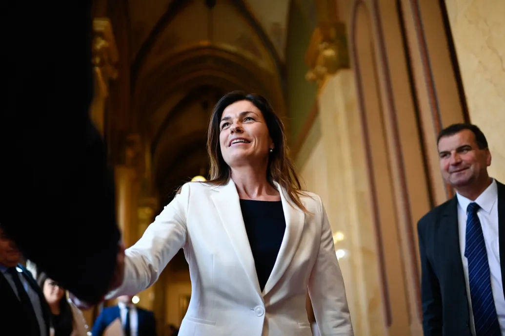 Varga Judité lett a balatoni nyaraló, Gyurcsánynál megjelent egy korábban szerzett budai telek