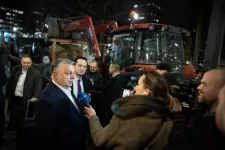 Orbán meets protesting farmers in downtown Brussels
