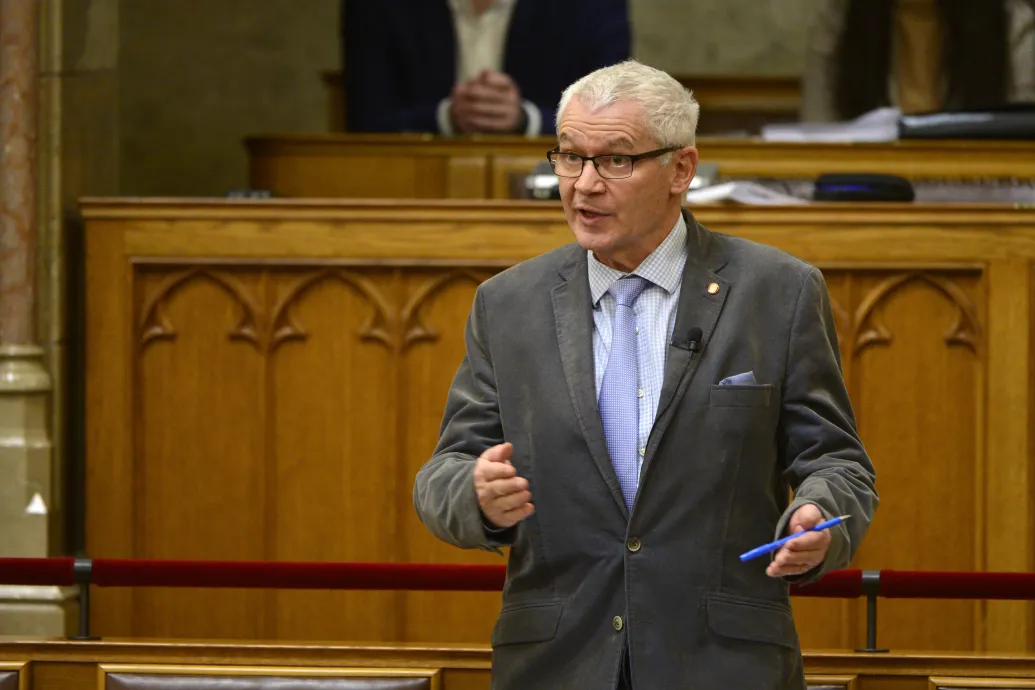 Kétezer korrupciós bűncselekményt regisztrált tavaly az ügyészség