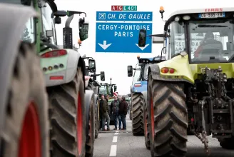 Elegük van az európai gazdáknak, és Orbán felülne a traktoraikra, hogy elfoglalja Brüsszelt