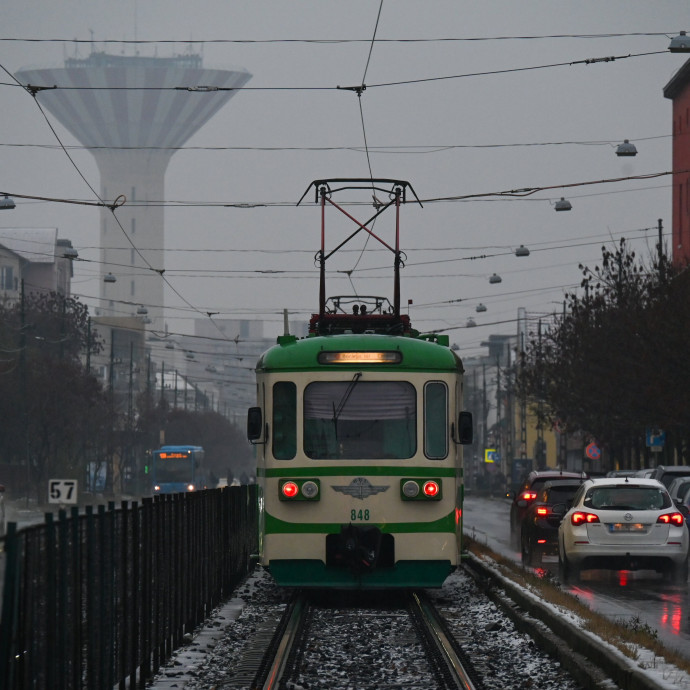 A BKK-val összevont vármegye- és országbérlet sem fogja az autósokat vonatra és buszra átülteni